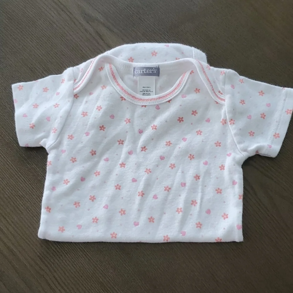 Carter's 6 month Bundle - Picture 5 of 8
